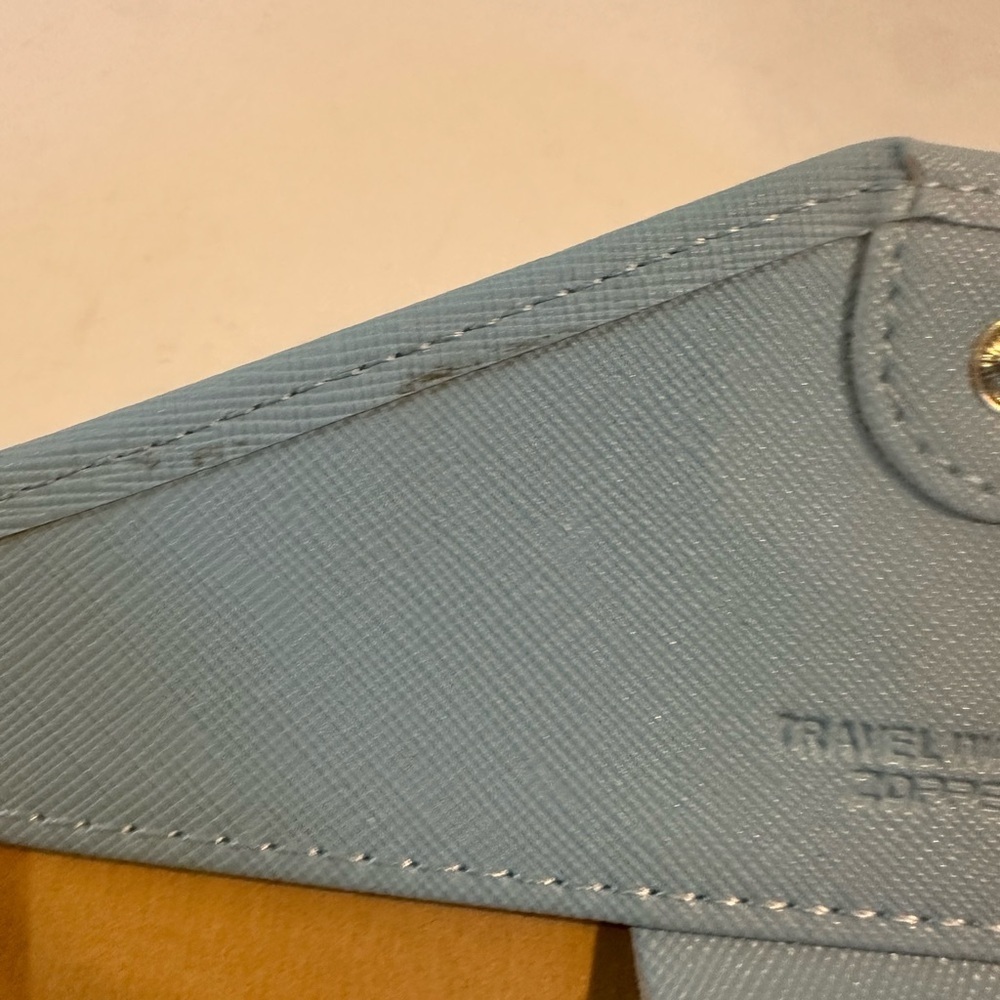 🌍🌍Travel Wallet - Blue Exterior, Yellow Interior - Picture 15 of 16